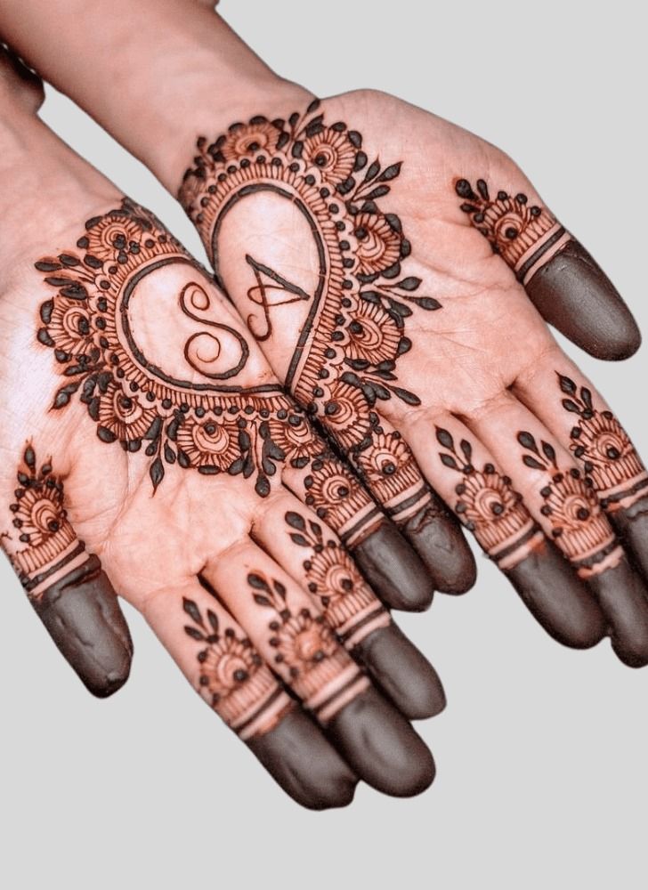 Heart Pattern Mehndi