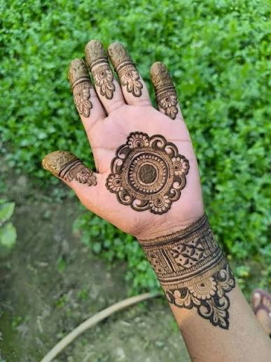 Mandala Mehndi Design 1
