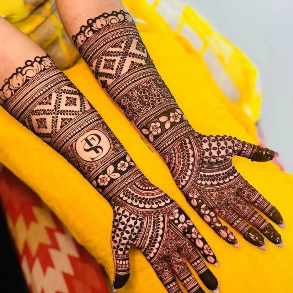 full hand mehndi design 1